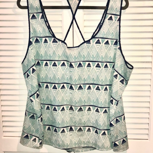 Two tank tops 2X/3X - Picture 4 of 6